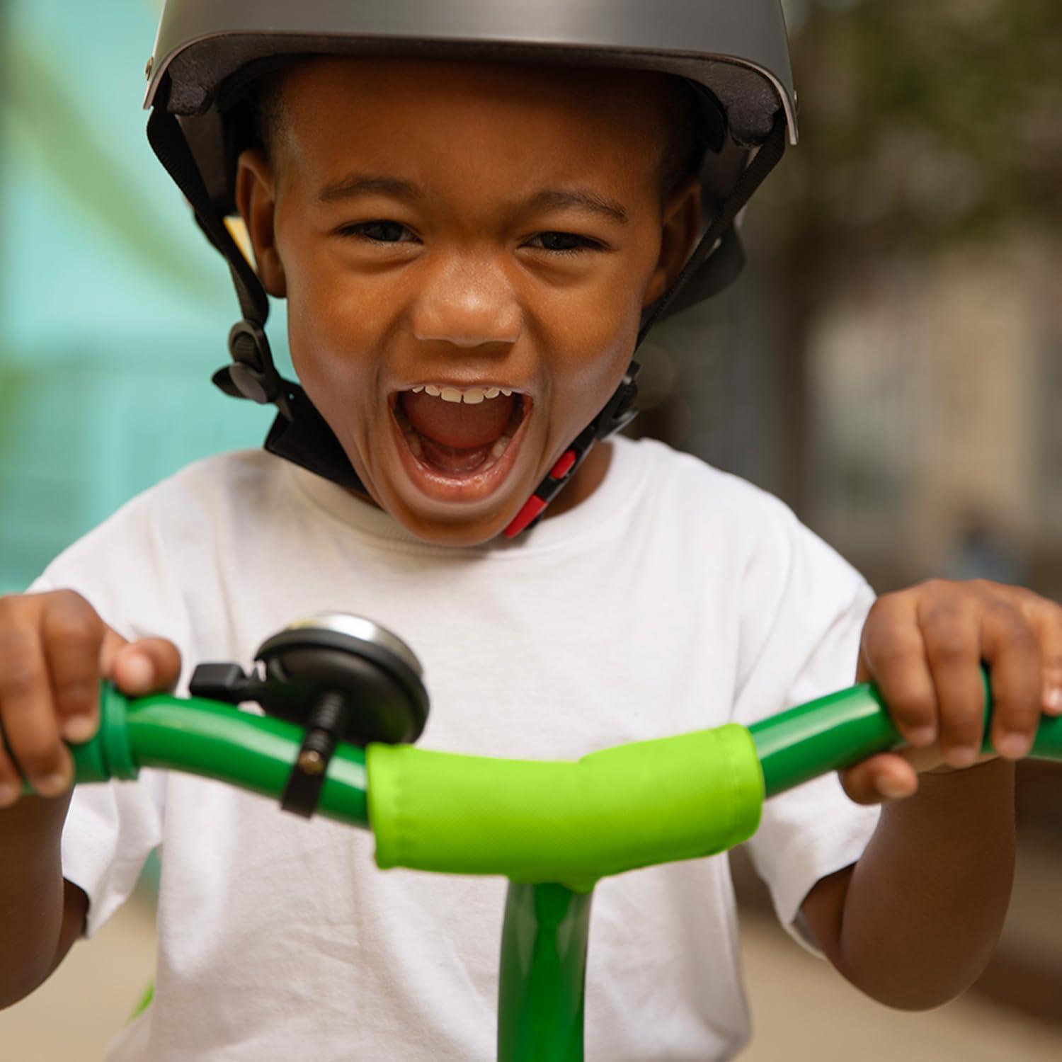 image:imageJetson LightUp Trike Front and Rear Baskets MultiColored LED Lights Seatbelt and BellCocomelon Green